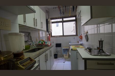 Apartamento para alugar com 75m², 2 quartos e 2 vagas Apartamento para alugar com 75m², 2 quartos e 2 vagasCozinha e Área de Serviço