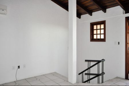 Casa de condomínio à venda com 146m², 3 quartos e 1 vaga Casa de condomínio à venda com 146m², 3 quartos e 1 vagaHall