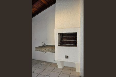 Casa de condomínio à venda com 146m², 3 quartos e 1 vaga Casa de condomínio à venda com 146m², 3 quartos e 1 vagaHall