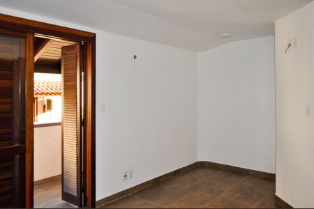 Casa de condomínio à venda com 146m², 3 quartos e 1 vaga Casa de condomínio à venda com 146m², 3 quartos e 1 vagaQuarto