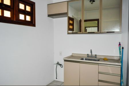 Casa de condomínio à venda com 146m², 3 quartos e 1 vaga Casa de condomínio à venda com 146m², 3 quartos e 1 vagaCozinha