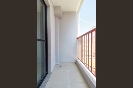 Studio à venda com 25m², 0 quarto e sem vaga Studio à venda com 25m², 0 quarto e sem vagaVaranda