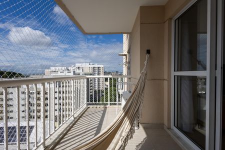 Apartamento à venda com 67m², 2 quartos e 1 vaga Apartamento à venda com 67m², 2 quartos e 1 vagaSala Varanda