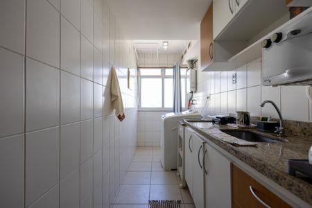 Apartamento à venda com 67m², 2 quartos e 1 vaga Apartamento à venda com 67m², 2 quartos e 1 vagaCozinha