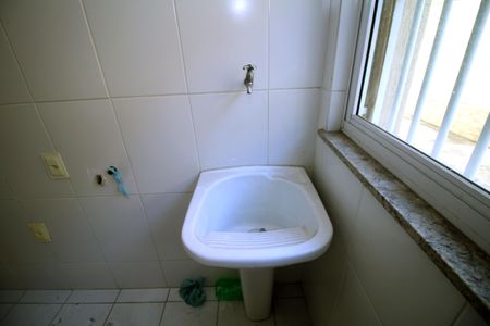 Apartamento para alugar com 80m², 2 quartos e 1 vagaÁrea de Serviço