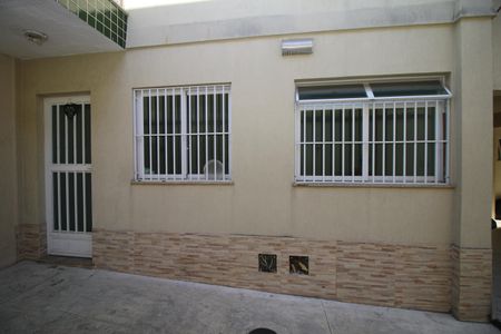 Apartamento para alugar com 80m², 2 quartos e 1 vagaFachada do apartamento