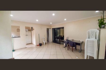 Apartamento à venda com 60m², 2 quartos e 1 vaga Apartamento à venda com 60m², 2 quartos e 1 vagaÁrea comum - Salão de festas