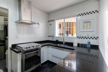 Casa à venda com 430m², 4 quartos e 4 vagasCozinha