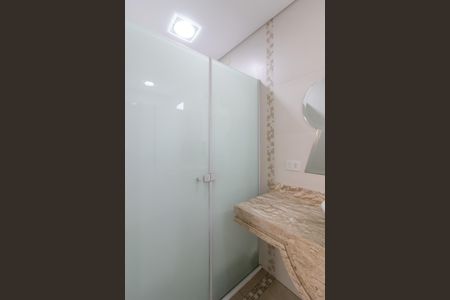 Casa à venda com 430m², 4 quartos e 4 vagasBanheiro da Suíte 4