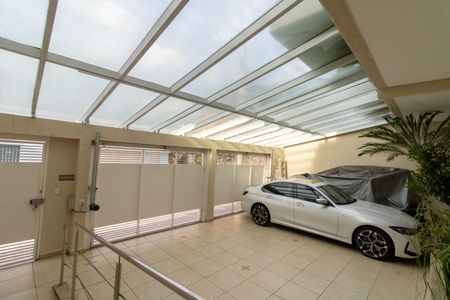 Casa à venda com 430m², 4 quartos e 4 vagasGaragem