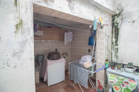 Casa à venda com 100m², 3 quartos e 1 vagaÁrea de Serviço
