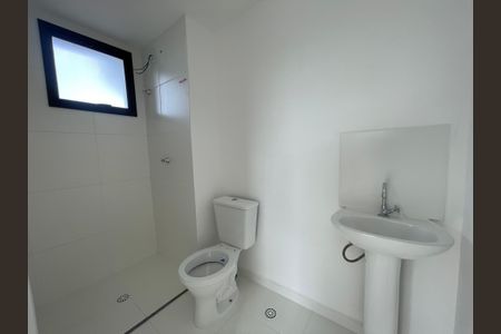 Apartamento à venda com 37m², 2 quartos e sem vaga Apartamento à venda com 37m², 2 quartos e sem vagaBanheiro