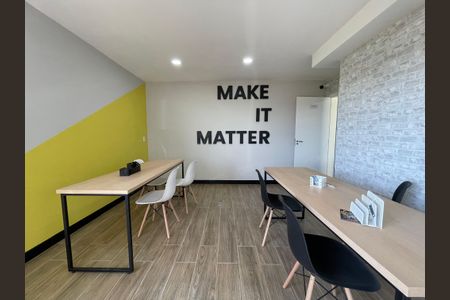 Apartamento à venda com 37m², 2 quartos e sem vaga Apartamento à venda com 37m², 2 quartos e sem vagaÁrea comum - Sala de reuniões