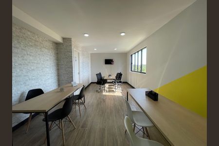 Apartamento à venda com 37m², 2 quartos e sem vaga Apartamento à venda com 37m², 2 quartos e sem vagaÁrea comum - Sala de reuniões