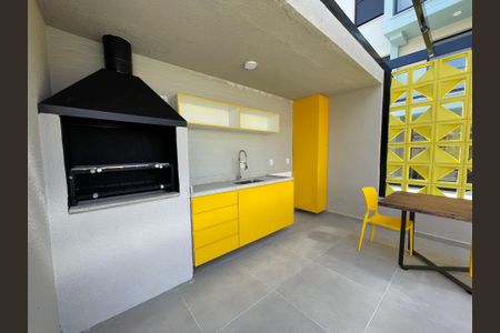Apartamento à venda com 37m², 2 quartos e sem vaga Apartamento à venda com 37m², 2 quartos e sem vagaÁrea comum - Churrasqueira