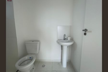 Apartamento à venda com 37m², 2 quartos e sem vaga Apartamento à venda com 37m², 2 quartos e sem vagaBanheiro