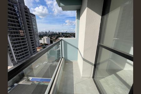 Apartamento à venda com 37m², 2 quartos e sem vaga Apartamento à venda com 37m², 2 quartos e sem vagaVaranda
