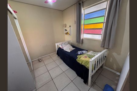 Casa à venda com 100m², 3 quartos e 1 vaga Casa à venda com 100m², 3 quartos e 1 vagaQuarto 1