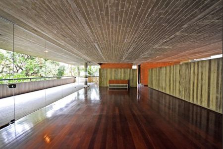 Casa à venda com 976m², 4 quartos e 5 vagas