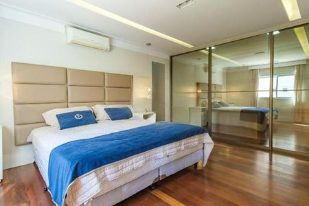 Apartamento à venda com 315m², 4 quartos e 5 vagas