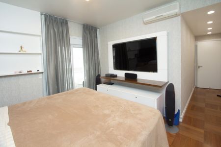 Apartamento à venda com 275m², 3 quartos e 4 vagasSuíte 3