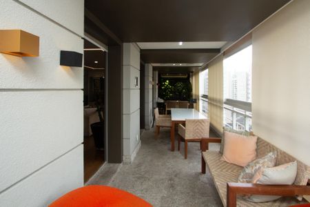 Apartamento à venda com 275m², 3 quartos e 4 vagasVaranda