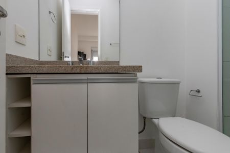 Apartamento para alugar com 55m², 1 quarto e 1 vaga Apartamento para alugar com 55m², 1 quarto e 1 vagaBanheiro da Suíte