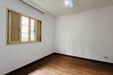 Casa à venda com 125m², 2 quartos e 3 vagas Casa à venda com 125m², 2 quartos e 3 vagasSuíte