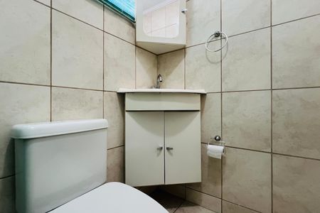 Casa à venda com 125m², 2 quartos e 3 vagas Casa à venda com 125m², 2 quartos e 3 vagasBanheiro da Suíte