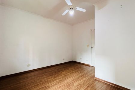 Casa à venda com 125m², 2 quartos e 3 vagas Casa à venda com 125m², 2 quartos e 3 vagasSuíte