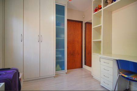 Casa à venda com 200m², 3 quartos e 2 vagasQuarto 2