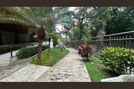 Apartamento à venda com 136m², 3 quartos e 3 vagasÁrea externa