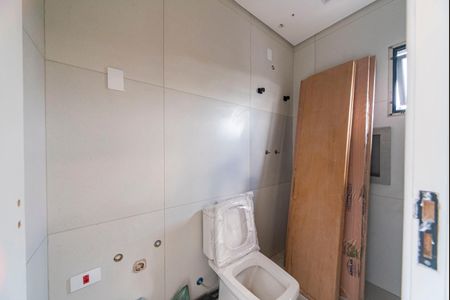 Casa à venda com 110m², 2 quartos e 2 vagas Casa à venda com 110m², 2 quartos e 2 vagasBanheiro do Quarto 1