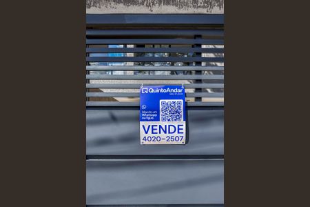 Casa à venda com 110m², 2 quartos e 2 vagas Casa à venda com 110m², 2 quartos e 2 vagasPlaca Instalada na Fachada