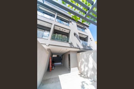 Casa à venda com 110m², 2 quartos e 2 vagas Casa à venda com 110m², 2 quartos e 2 vagasGaragem