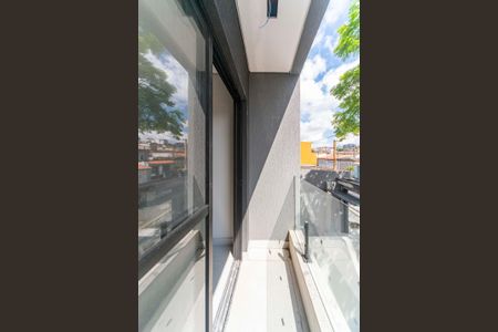 Casa à venda com 110m², 2 quartos e 2 vagas Casa à venda com 110m², 2 quartos e 2 vagasVaranda da Sala