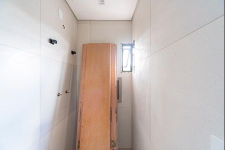 Casa à venda com 110m², 2 quartos e 2 vagas Casa à venda com 110m², 2 quartos e 2 vagasBanheiro do Quarto 1