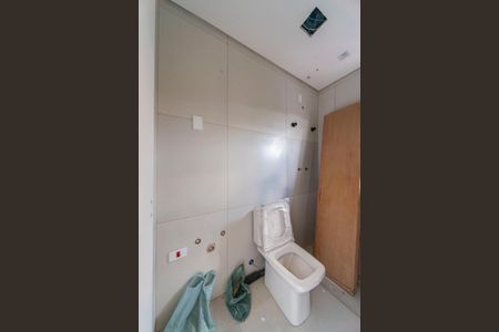 Casa à venda com 110m², 2 quartos e 2 vagas Casa à venda com 110m², 2 quartos e 2 vagasBanheiro do Quarto 1