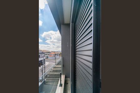 Casa à venda com 110m², 2 quartos e 2 vagas Casa à venda com 110m², 2 quartos e 2 vagasVaranda da Suíte