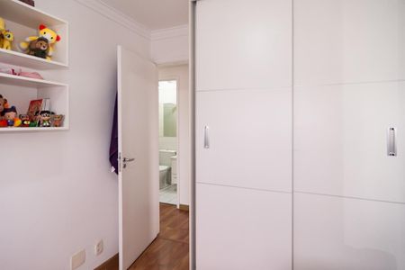 Apartamento à venda com 64m², 3 quartos e 1 vagaQuarto 2