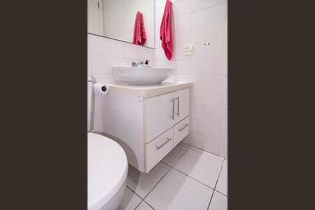 Apartamento à venda com 64m², 3 quartos e 1 vagaBanheiro Social