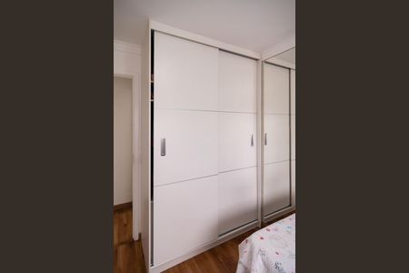 Apartamento à venda com 64m², 3 quartos e 1 vagaQuarto 2