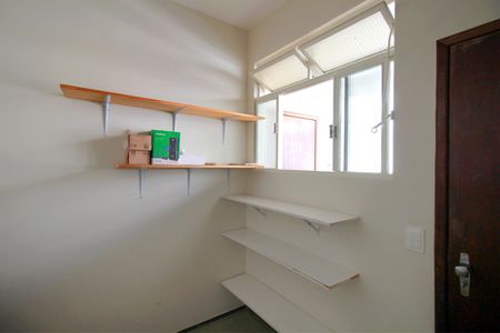 Apartamento à venda com 241m², 5 quartos e 4 vagasQuarto de Serviço