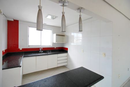 Apartamento à venda com 241m², 5 quartos e 4 vagasCobertura / Cozinha