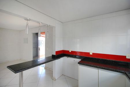 Apartamento à venda com 241m², 5 quartos e 4 vagasCobertura / Cozinha