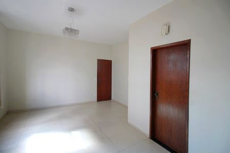 Apartamento à venda com 241m², 5 quartos e 4 vagasSala de Jantar