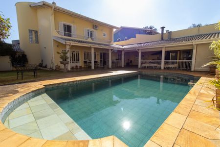 Casa de condomínio para alugar com 400m², 3 quartos e 4 vagas Casa de condomínio para alugar com 400m², 3 quartos e 4 vagasÁrea comum