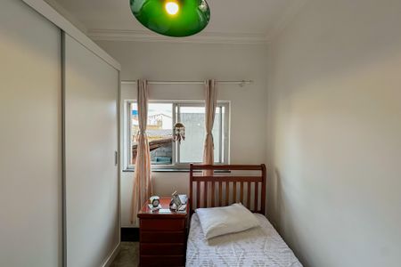 Casa à venda com 261m², 3 quartos e 2 vagas Casa à venda com 261m², 3 quartos e 2 vagasQuarto 2