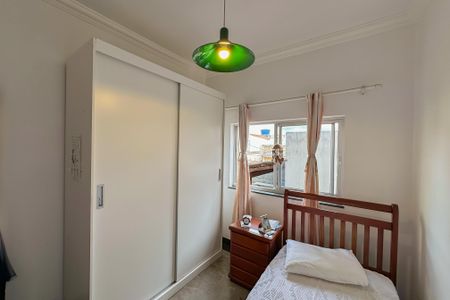 Casa à venda com 261m², 3 quartos e 2 vagas Casa à venda com 261m², 3 quartos e 2 vagasQuarto 2