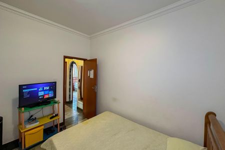 Casa à venda com 261m², 3 quartos e 2 vagas Casa à venda com 261m², 3 quartos e 2 vagasQuarto 3